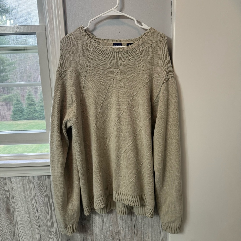 Arrow cream knit sweater
